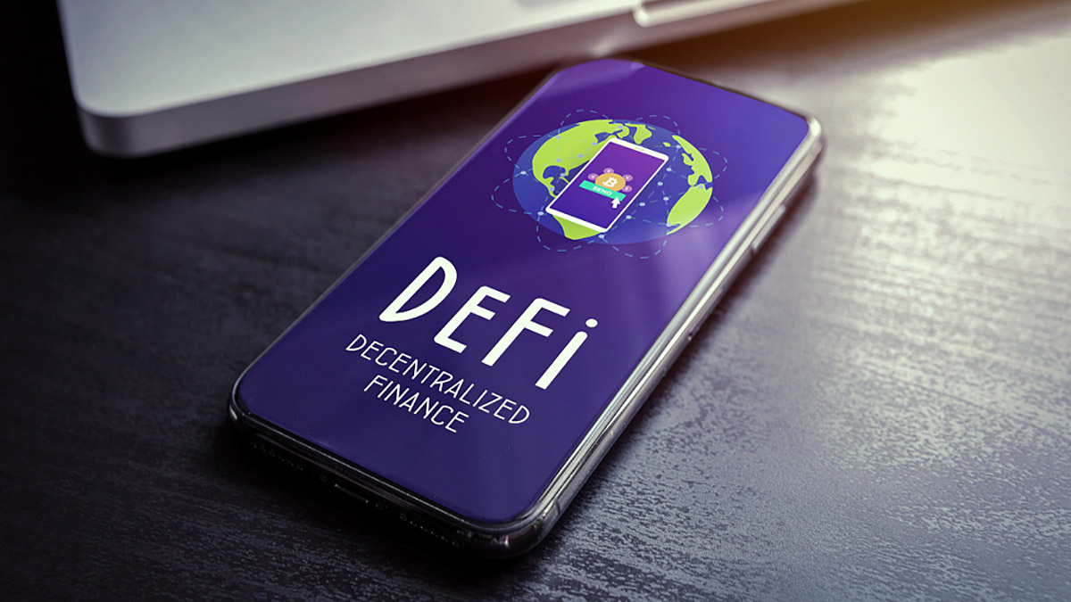 Объем заблокированных в протоколах DeFi средств превысил $12 млрд на фоне новостей о PayPal