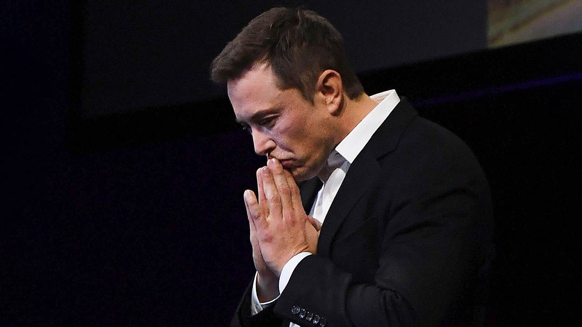 Биткоину не нужна Tesla. Илон Маск потерял $20 млрд после выступления в комедийном шоу